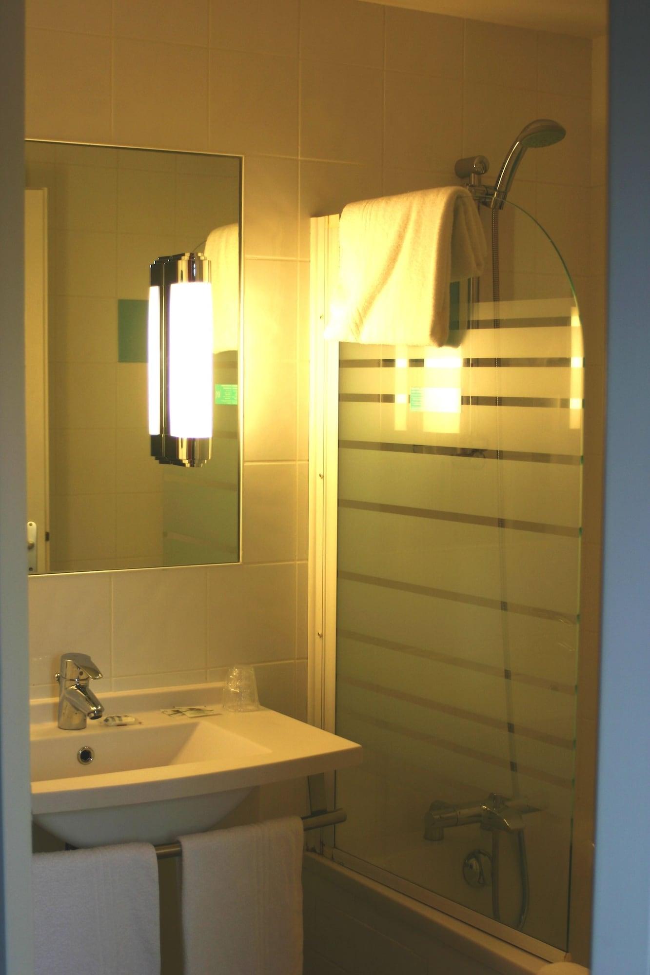 Mercure Hexagone Luxeuil Εξωτερικό φωτογραφία